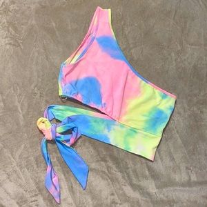 One shoulder Tie around Tie Dye Crop Top